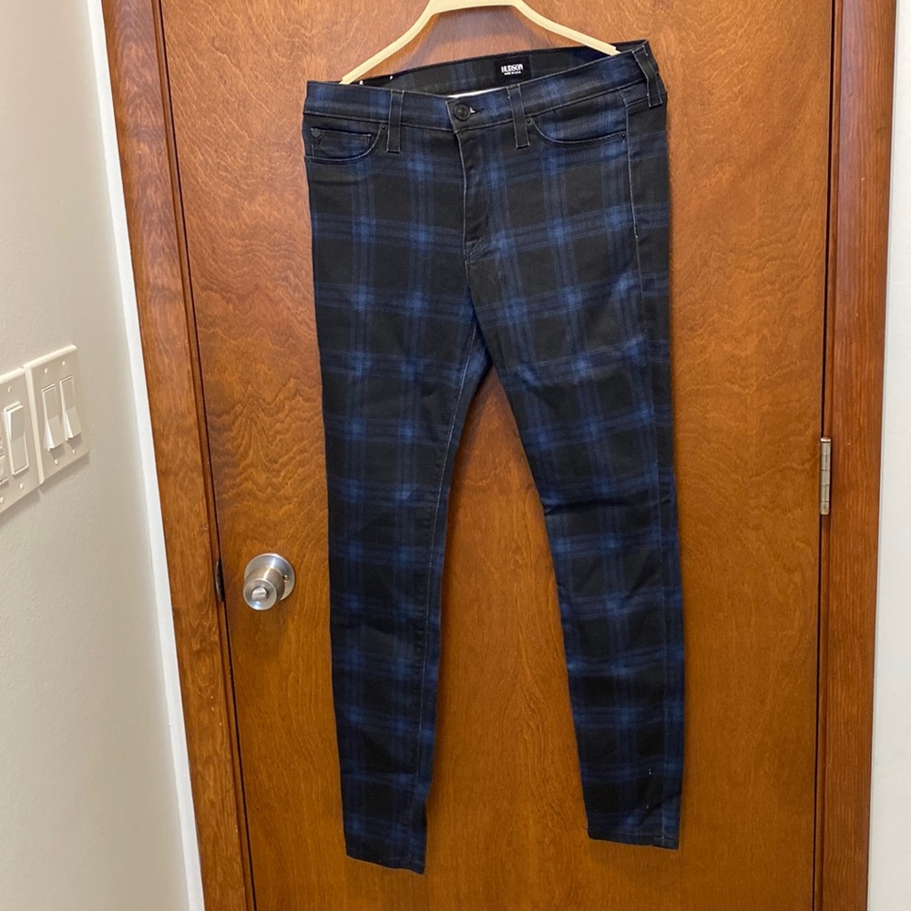 Hudson midrise nico skinny jeans size 29